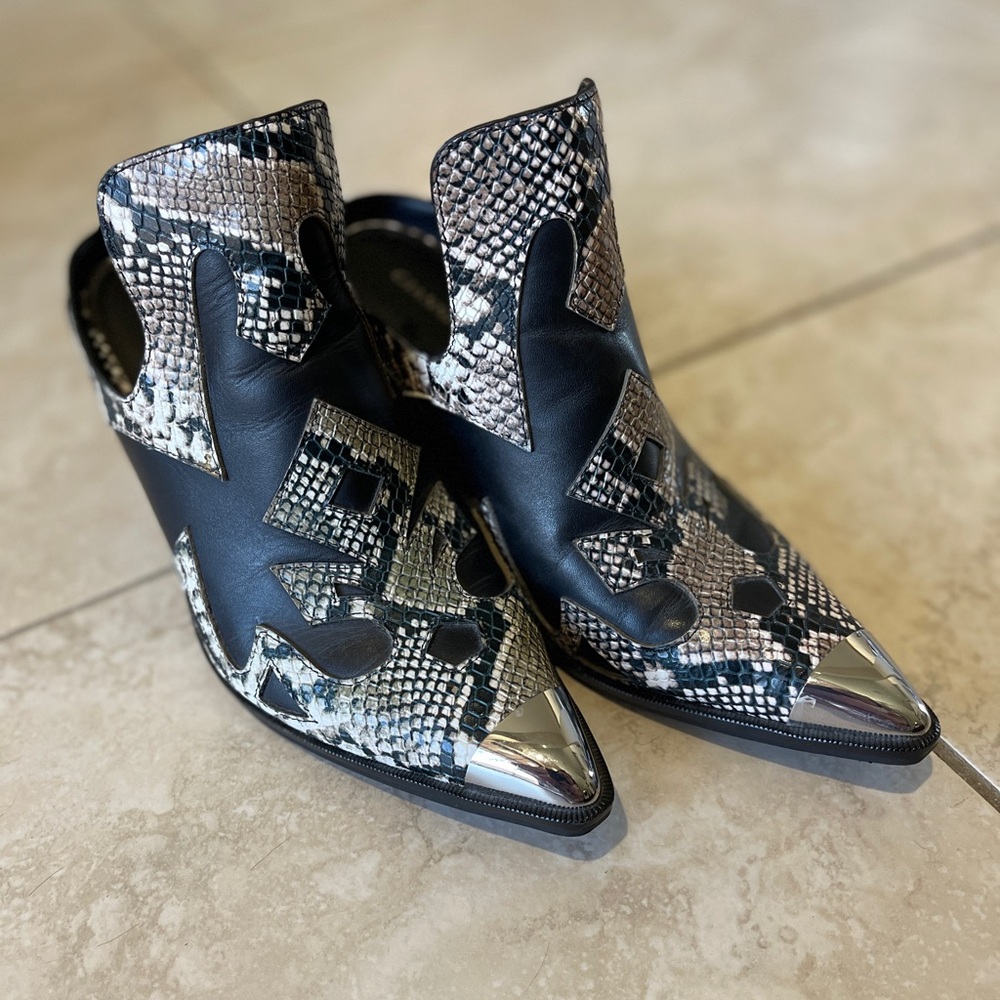 Gianni Bini Mules EUC